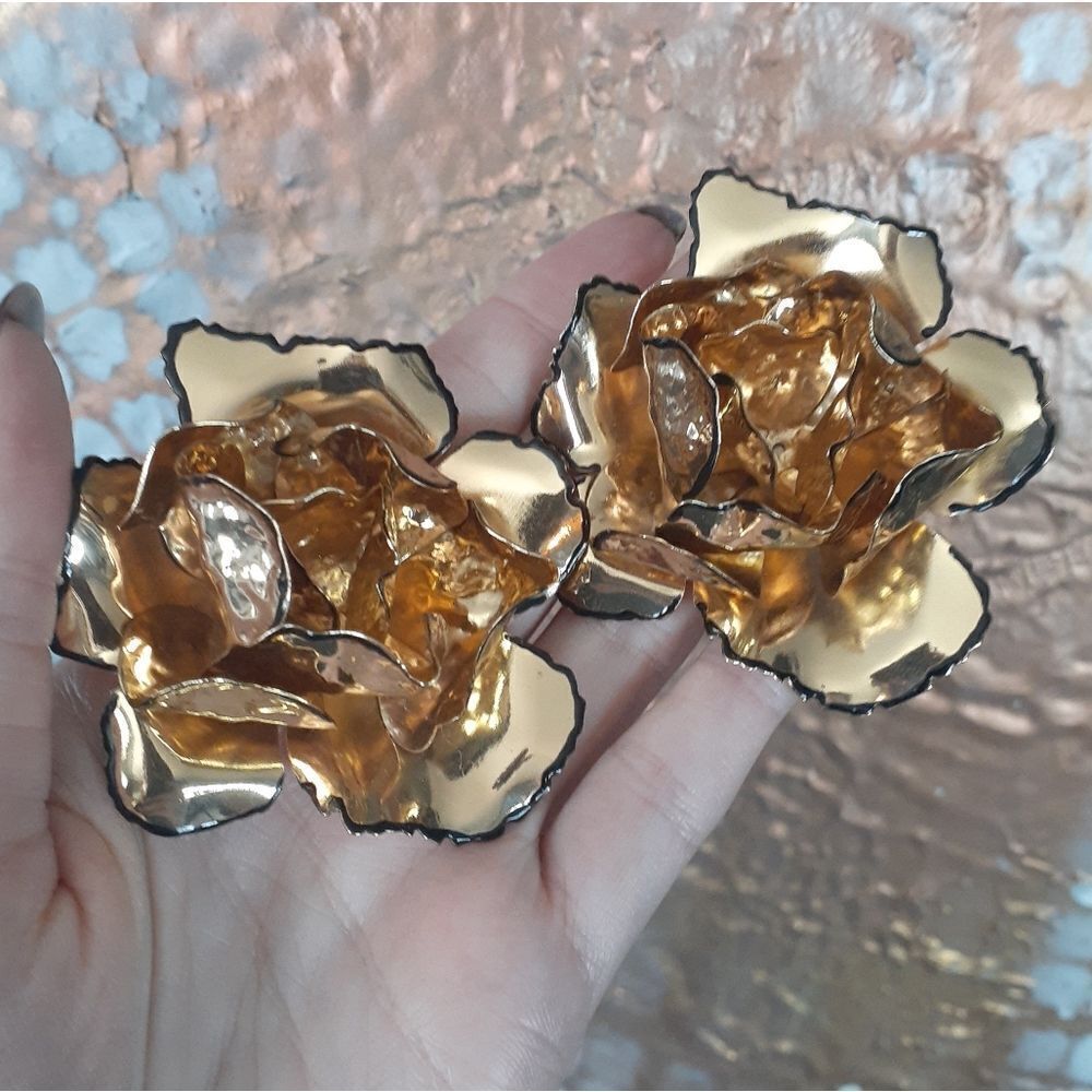 NWOT Zara GoldFlower Statement Earrings - Picture 6 of 14